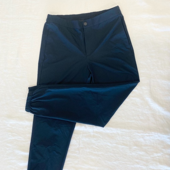 Banana Republic Men's Motion Tech Hybrid Pant Jogger - 32x30 - Picture 2 of 13